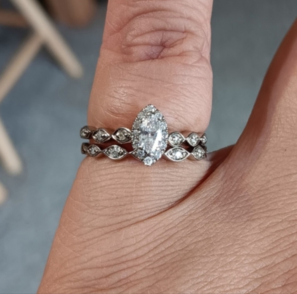 TODAY ONLY!! 1/2ct Diamond Ring Set. Plus Cleaner. FIRM.